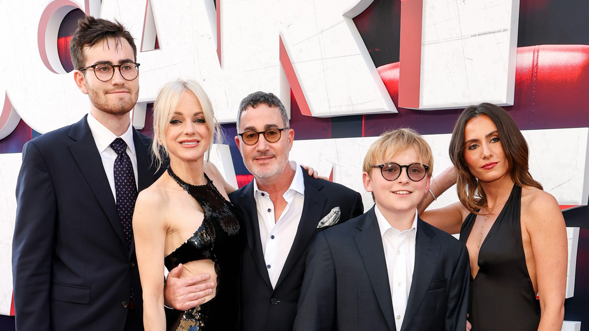 Anna Faris Attends 'Scary Movie' Premiere with Son Jack and Husband Michael Barrett