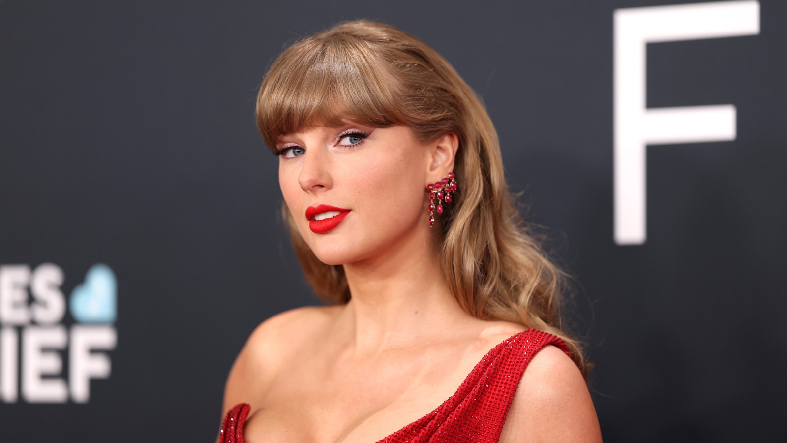 Taylor Swift Releases New Song "I Knew It, I Knew You" for Toy Story 5