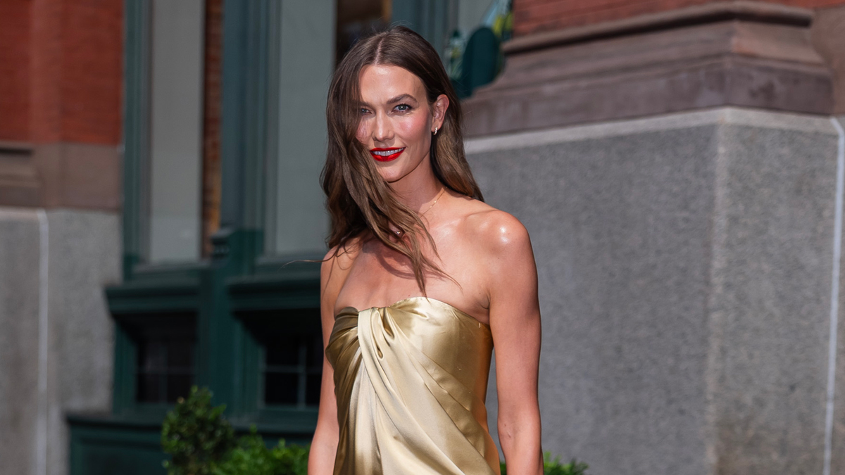 Karlie Kloss Attends Taylor Swift's Wedding, Sparking Reconciliation Buzz