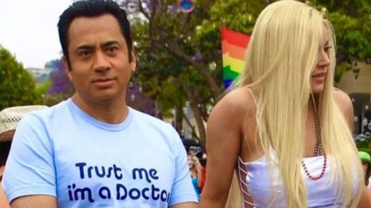Abbie Cornish Transforms into Anna Nicole Smith for Biopic 'Trust Me, I'm a Doctor'